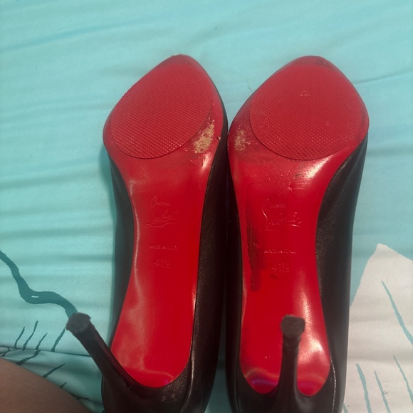 Black leather almond toe, Christian Louboutin shoes - Picture 6 of 7
